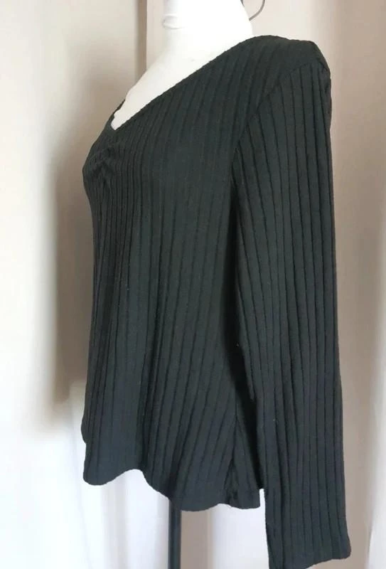 Top negro plisado de manga larga 44/46 - 3XL – photo 7